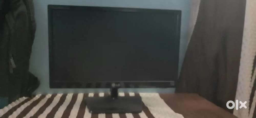 Desktop monitor