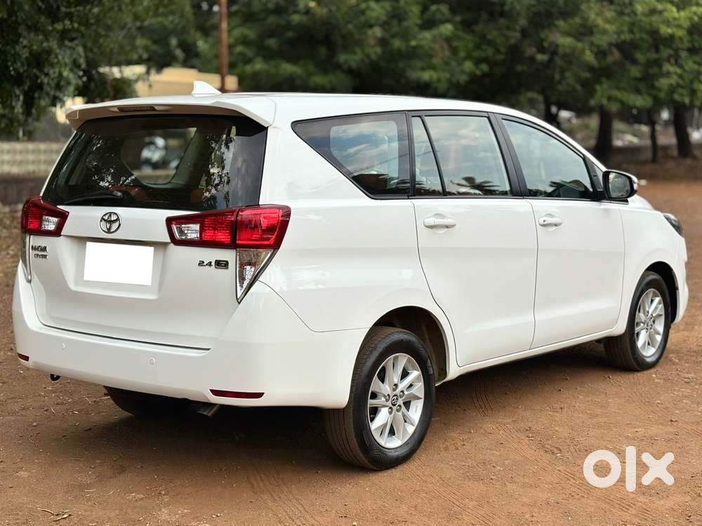 Toyota Innova Crysta 2.4 G Mt 8s, 2017, Diesel