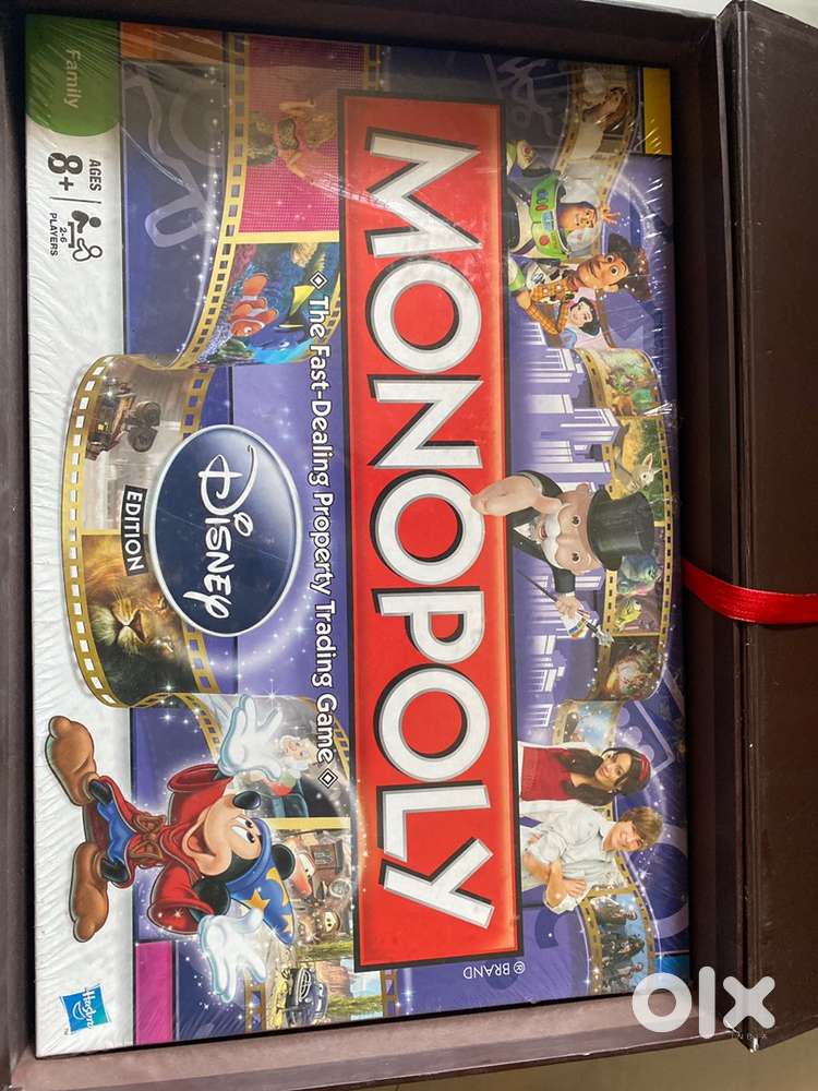 Disney collectors box set + disney monopoly board game - Other