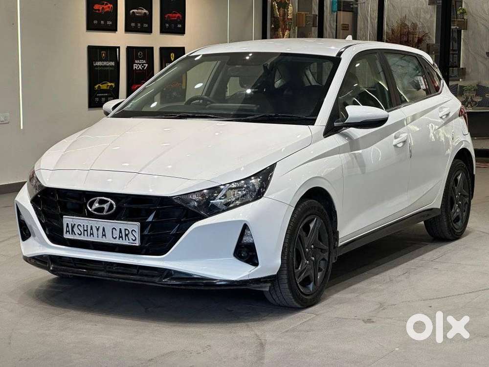 Hyundai I20 Sportz 1.2 Ivt, 2020, Petrol