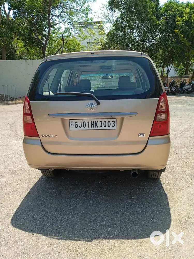 Toyota Innova 2005 Petrol 127110 Km Driven