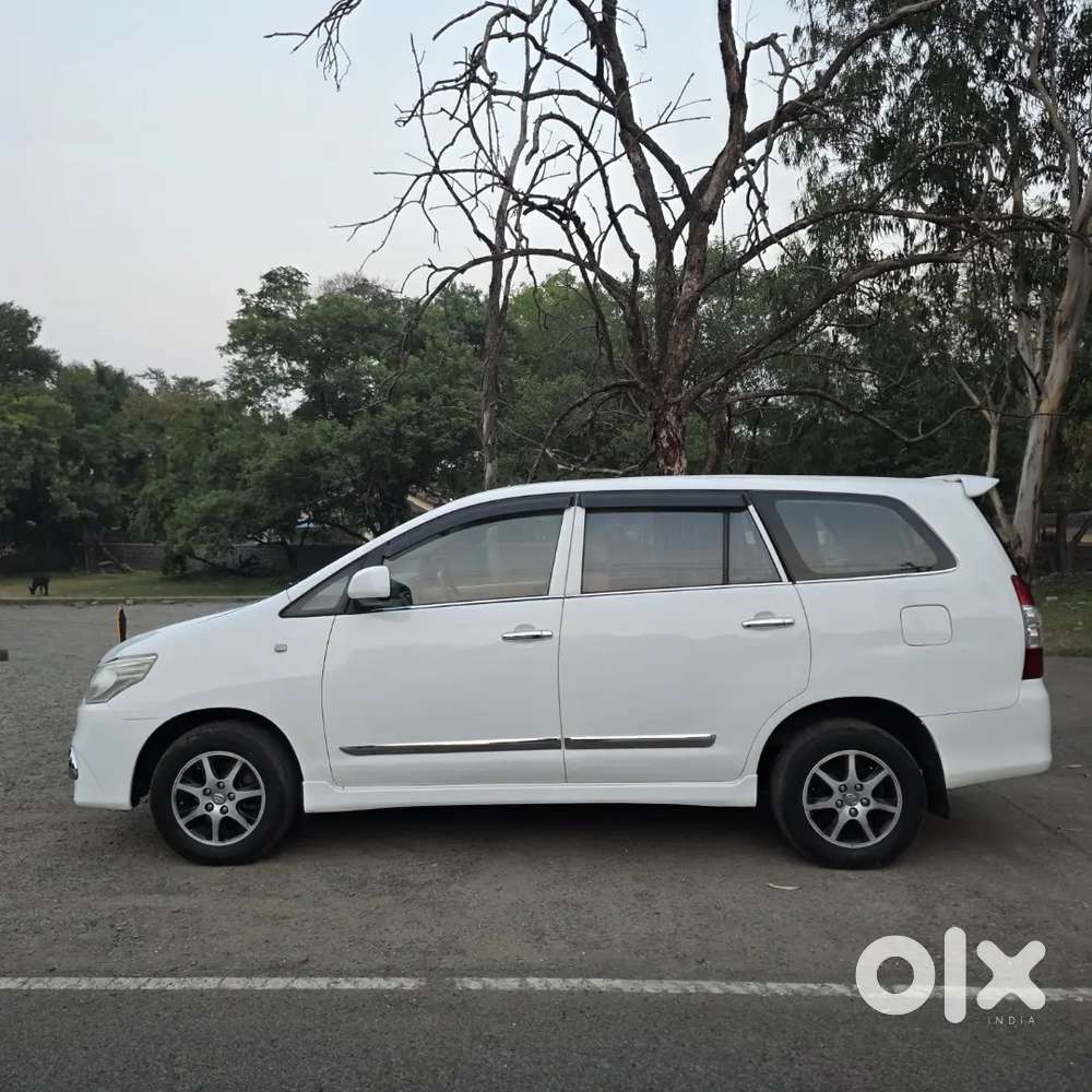 Toyota Innova G4 Variant 2014 Diesel.