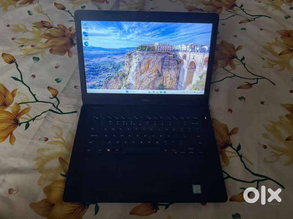 Dell Latitude 3490 Core i5 8th Gen 512gbssd 12gbram Intel UHD graphics