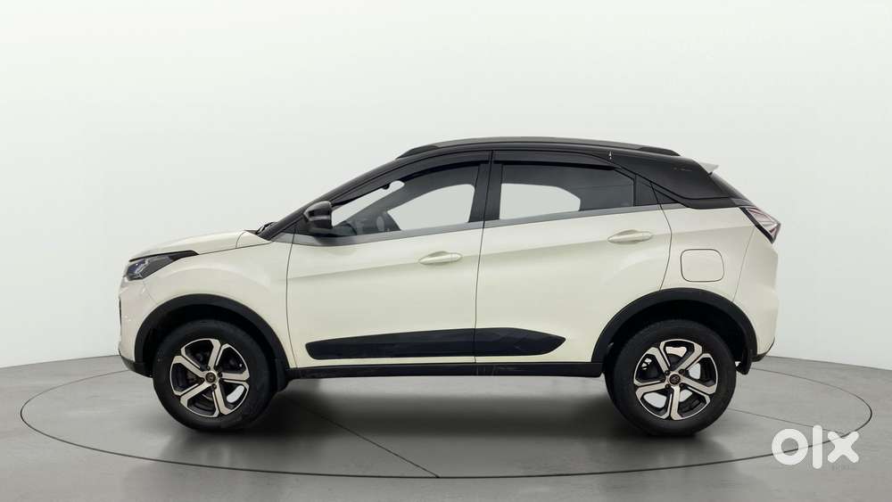 Tata Nexon 1.2 Revotron Xza Plus Dualtone, 2021, Petrol