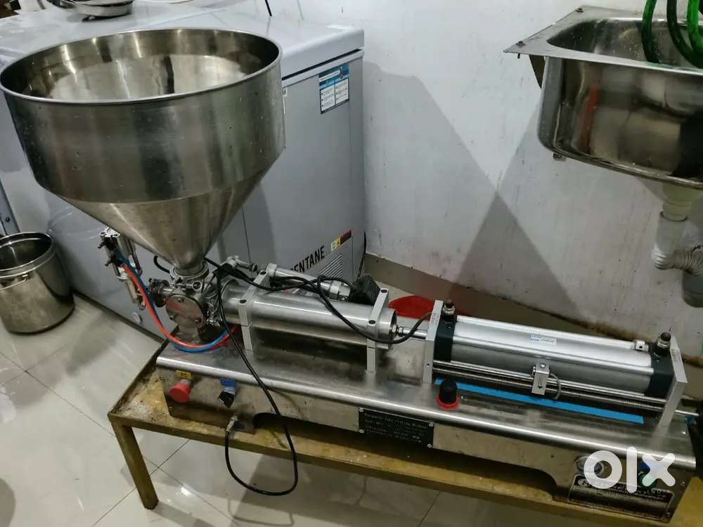 Paste filling machine and compressor