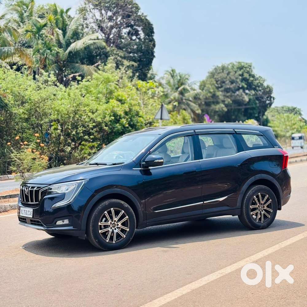 Mahindra Xuv700 2023 Petrol Automatic Well Maintained