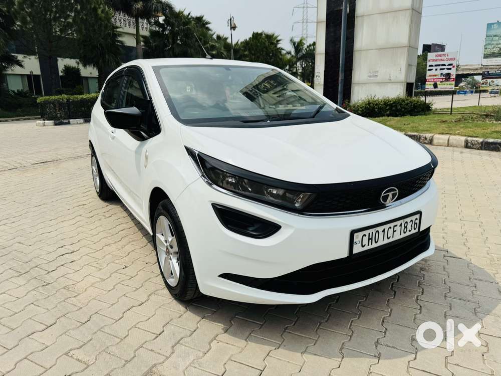 Tata Altroz 1.2 Xe, 2021, Petrol