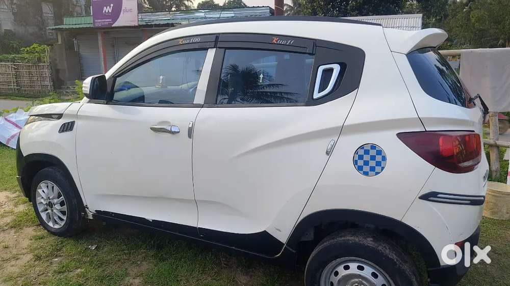 Mahindra Kuv 100 2018