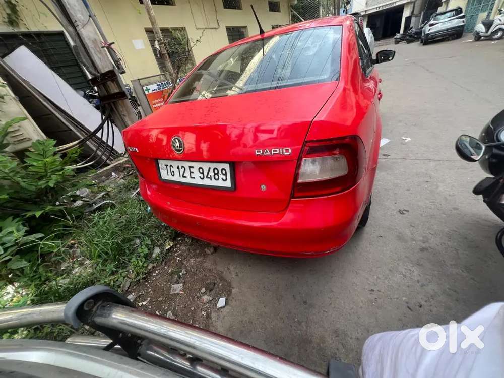 Skoda Rapid Elegance 2015 Package