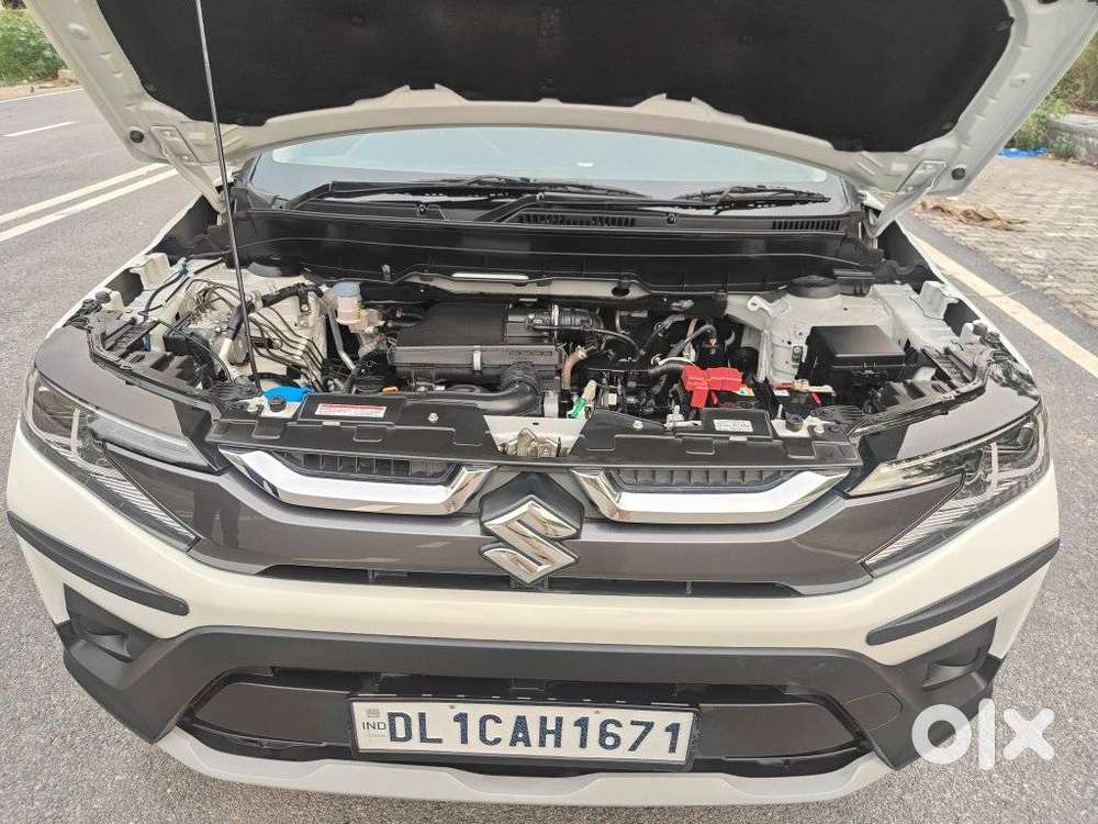 Maruti Suzuki Brezza Zxi Plus Smart Hybrid, 2023, Petrol