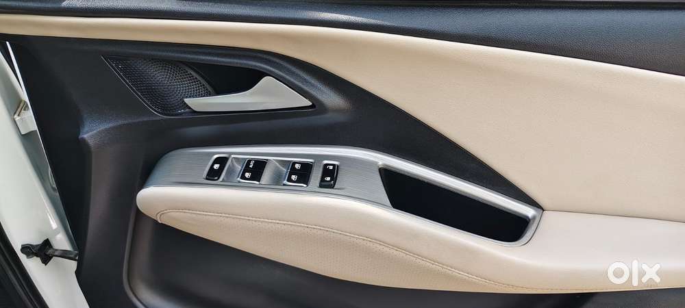 Mg Hector Sharp Pro 1.5 Turbo Cvt, 2024, Petrol