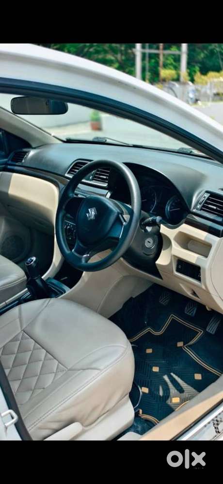 Maruti Suzuki Swift Dzire Vdi Bsiv, 2017, Diesel