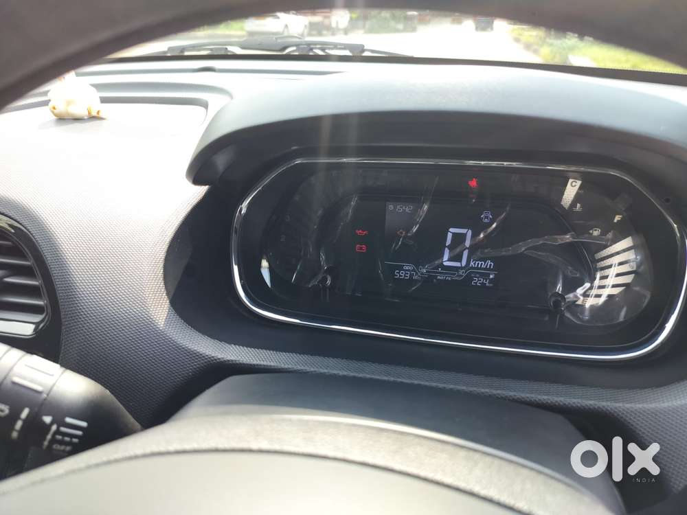 Tata Tiago 1.2 Revotron Xm, 2024, Petrol