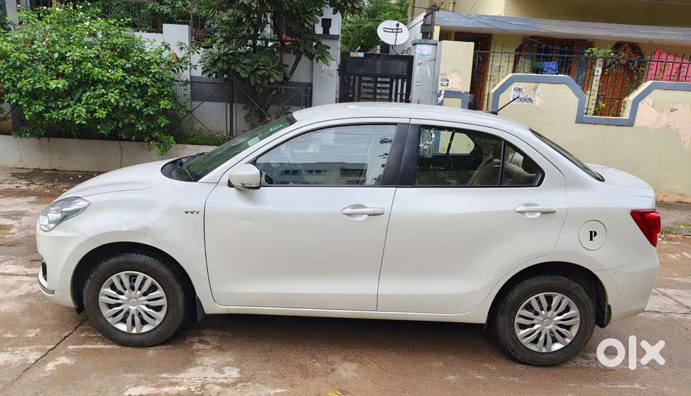 Maruti Suzuki Dzire 1.2 Vxi, 2017, Petrol