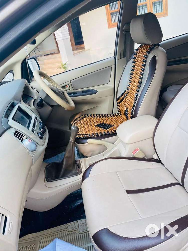Toyota Innova 2009  Converted To 2014 G4  Mint Condition