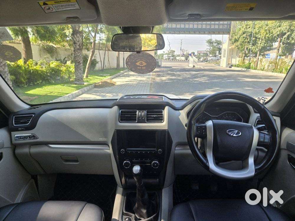 Mahindra Scorpio S10, 2017, Diesel