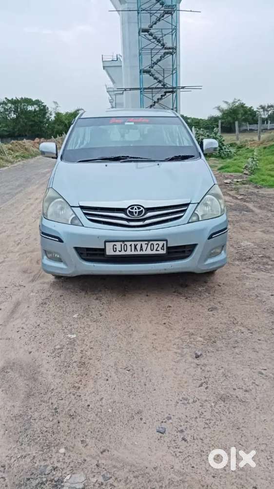 Toyota Innova 2.0 Vx Petrol Manual 2009