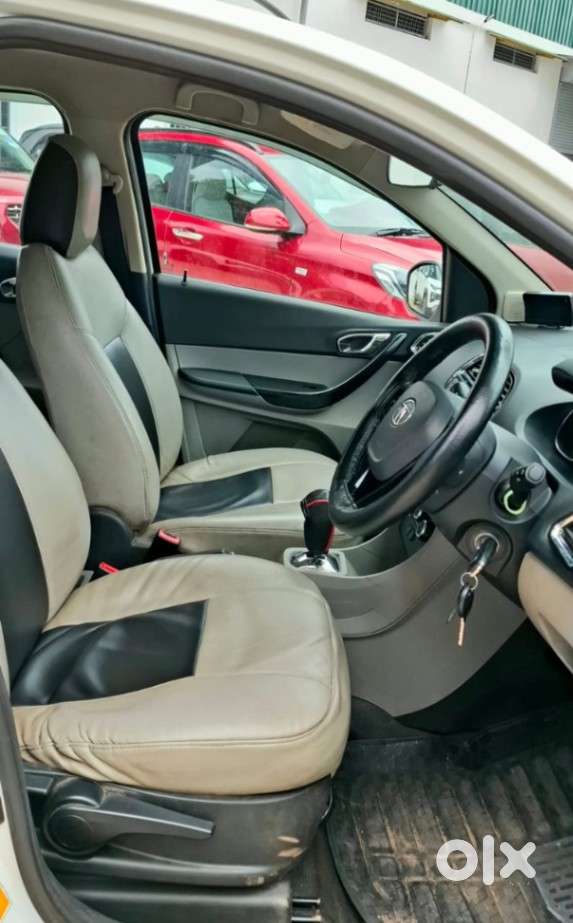 Tata Tiago 1.2 Revotron Xza, 2017, Petrol