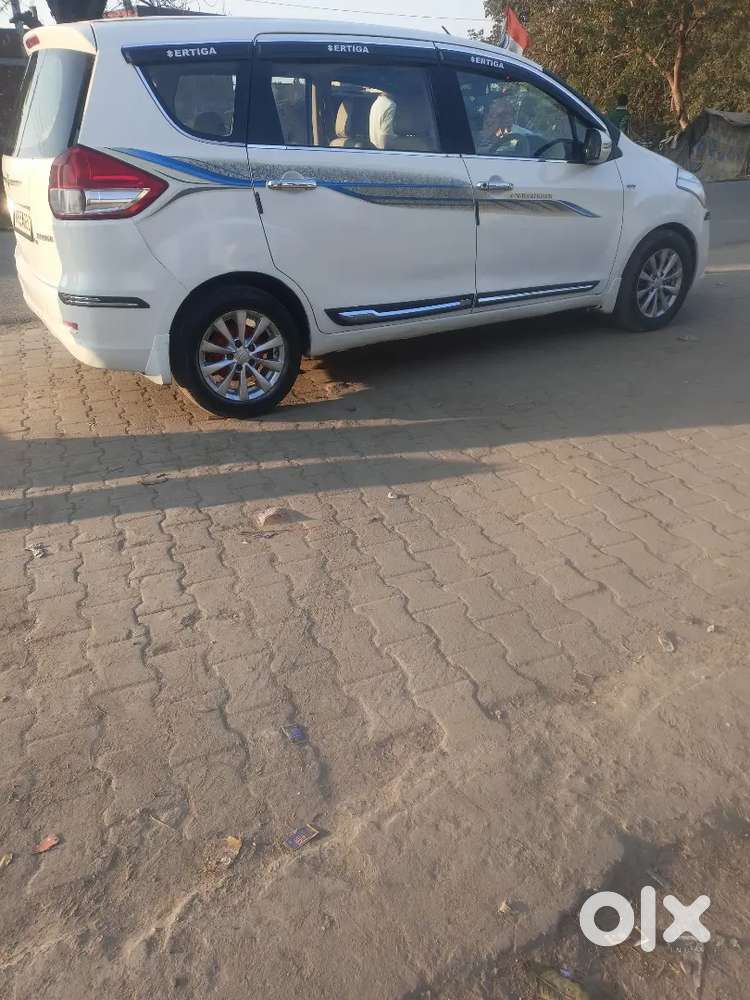 Maruti Suzuki Ertiga 2015 Diesel 102000 Km Driven