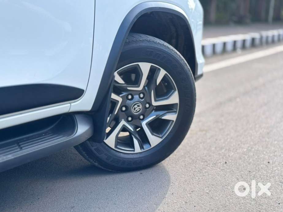 Toyota Fortuner Legender 4x2 At 2.8, 2024, Diesel