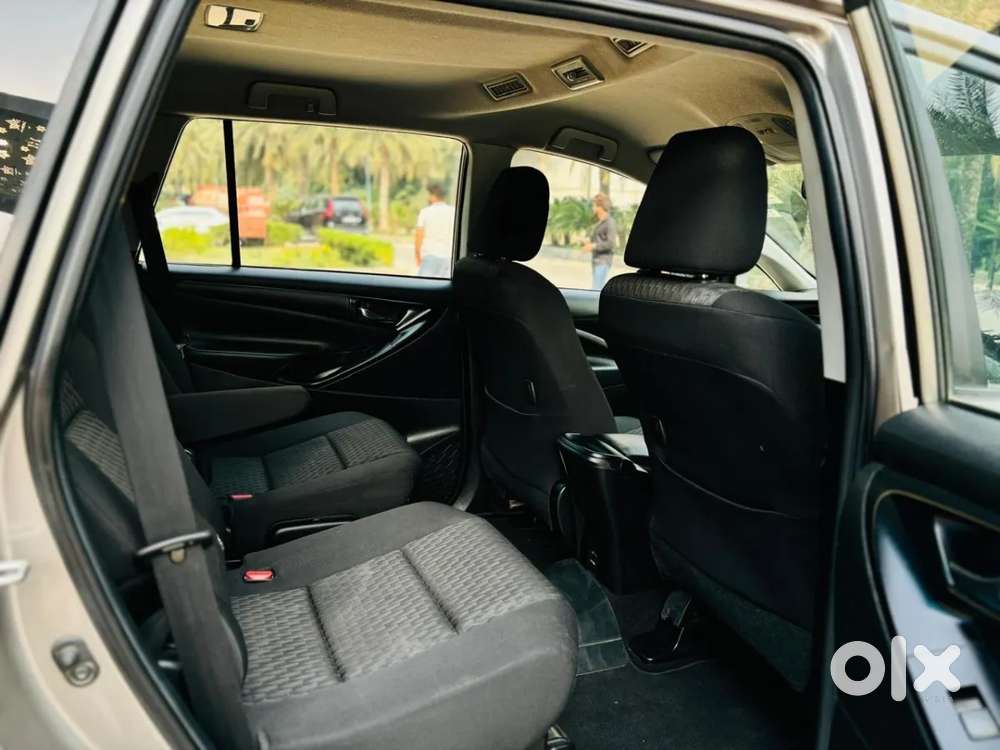 Toyota Innova Crysta [2020-ongoing] 2.4 Gx 7 Str, 2019, Diesel