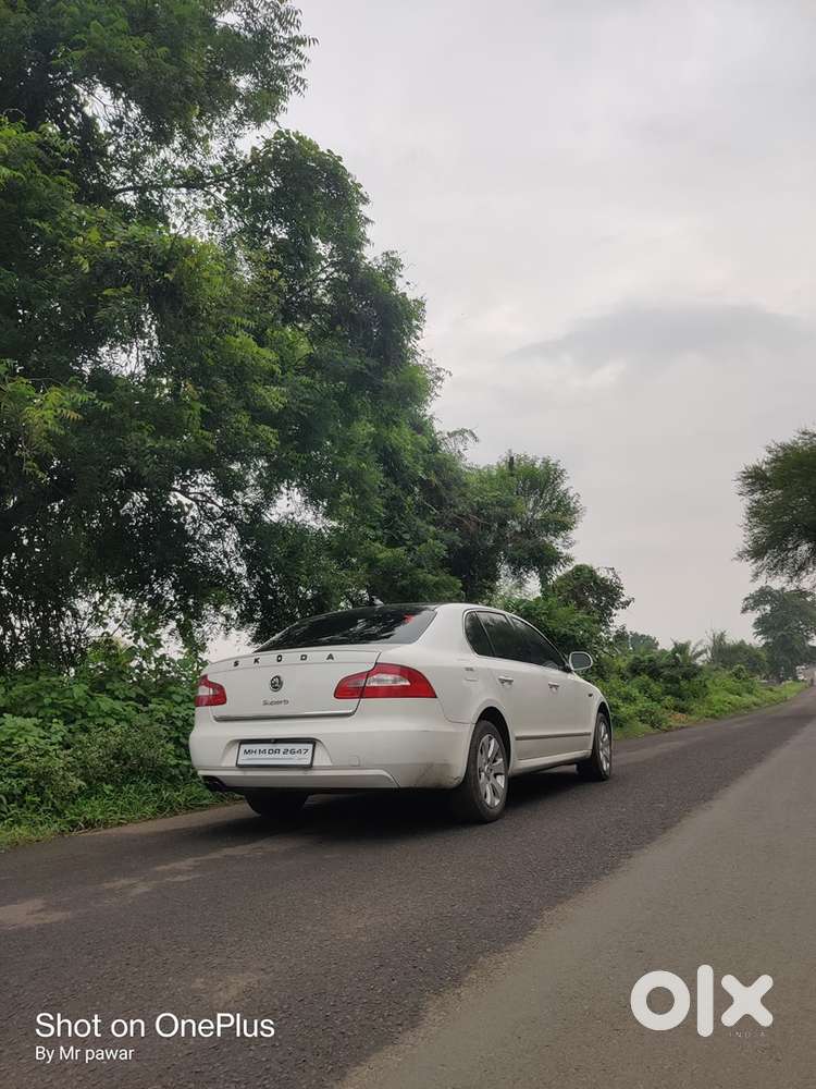 Skoda Superb Diesel 2011