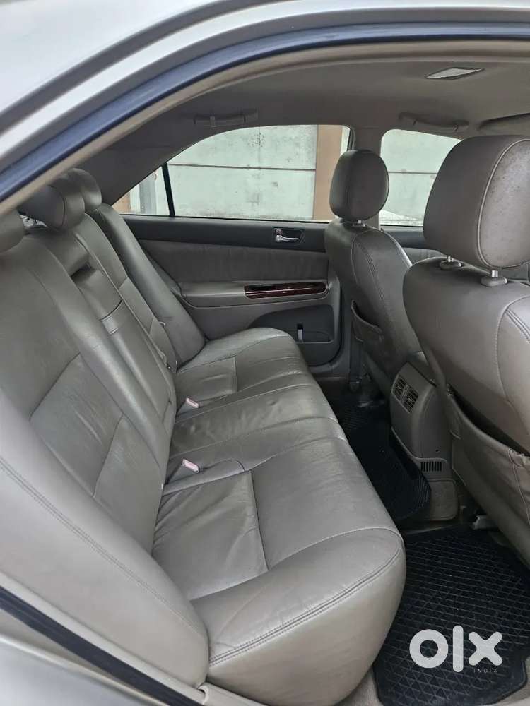 Toyota Camry 2005 Petrol/ Cng 125000 Km Driven Automatic 2.5lt Engine