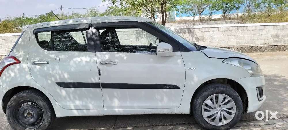 Maruti Suzuki Swift 2015 Petrol 98000 Km Driven