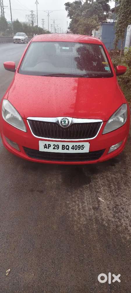 Skoda Rapid Elegance 2012