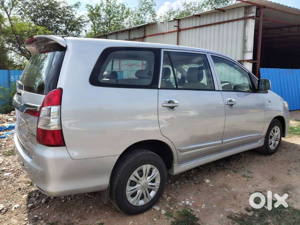 Toyota Innova 2.5 G (diesel) 8 Seater, 2014, Diesel