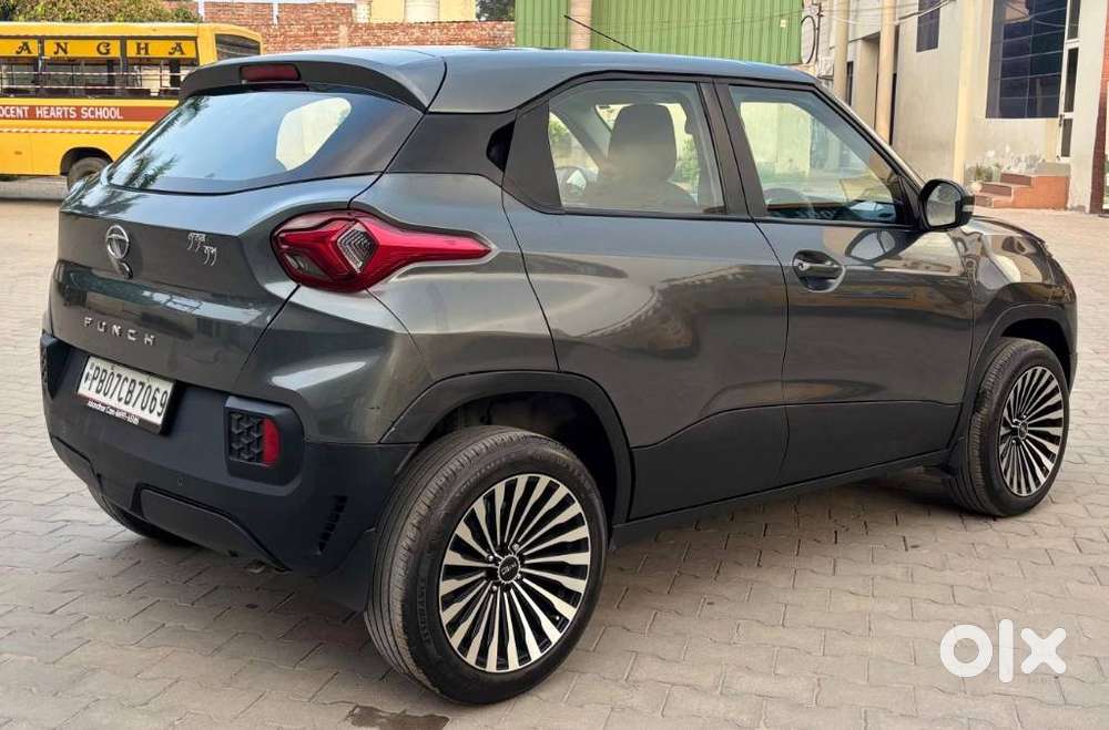 Tata Punch, 2022, Petrol