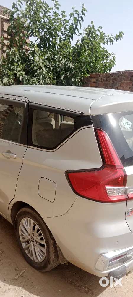 Maruti Ertiga Cng