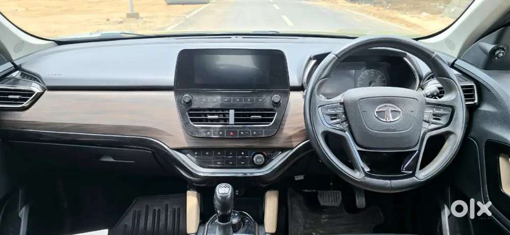 Tata Harrier Zxa Plus Kaziranga