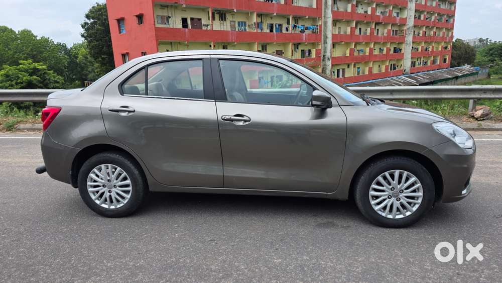 Maruti Suzuki Swift Dzire 1.2 Zxi Bsiv, 2021, Petrol