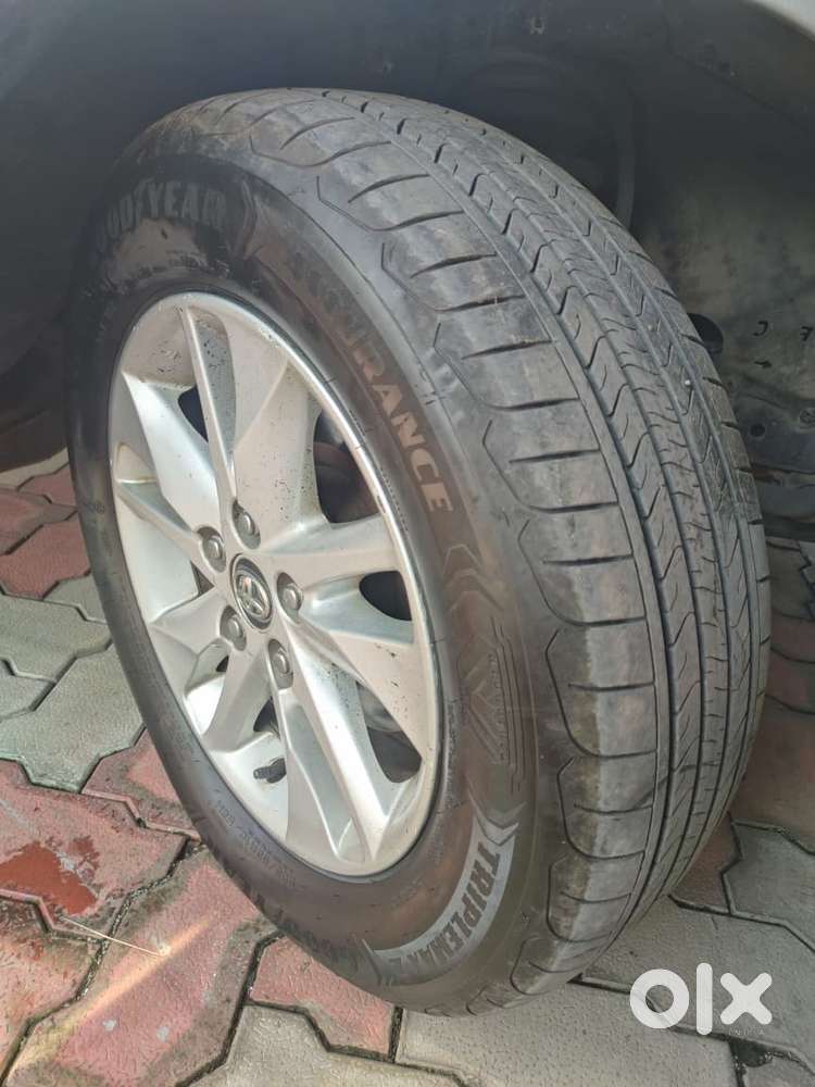 Toyota Innova Crysta, 2016, Diesel