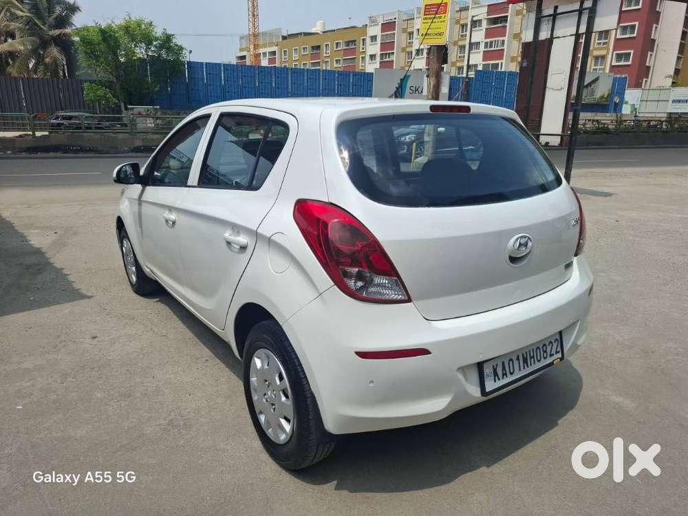 Hyundai I20 Magna 1.2 Mt, 2011, Petrol