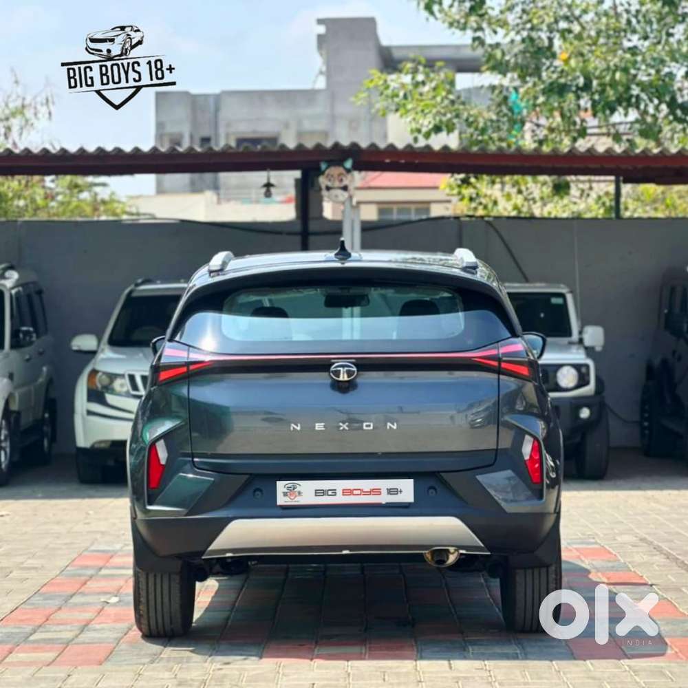 Tata Nexon Creative Plus 1.2 Revotron Petrol 7dca, 2025, Petrol