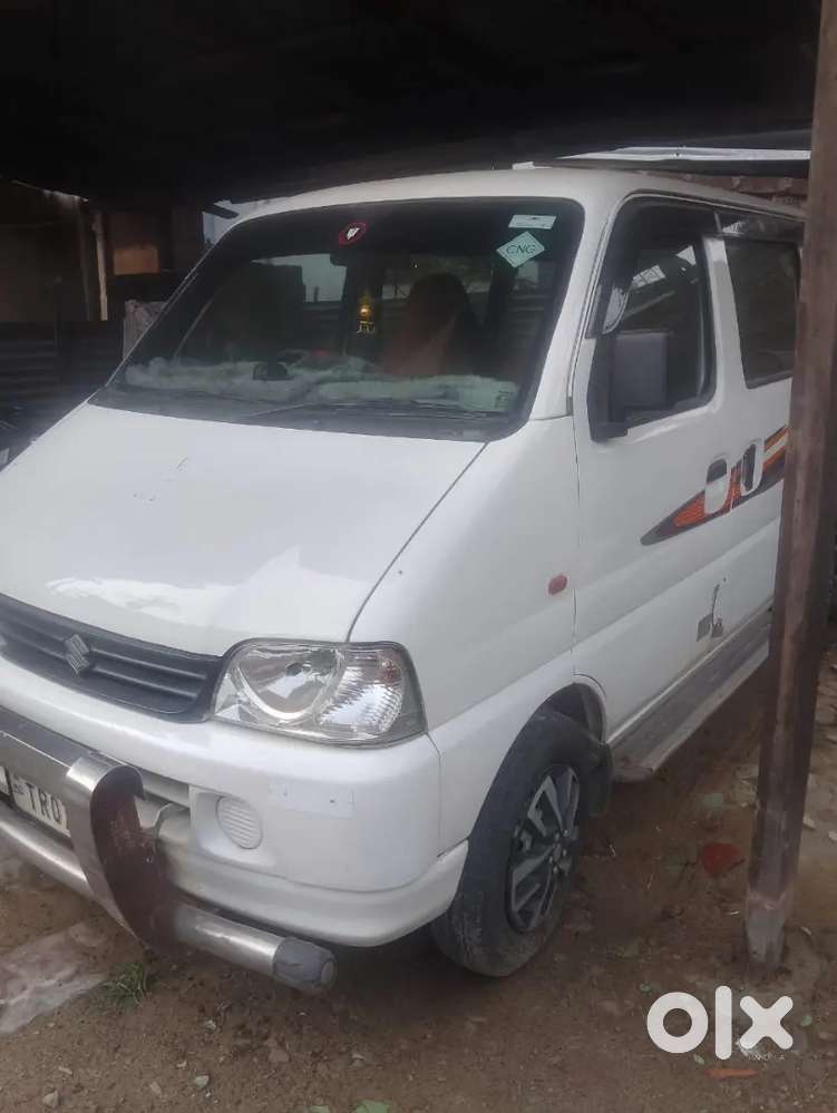 Maruti Suzuki Eeco 8 Cng & Hybrids 80000 Km Driven