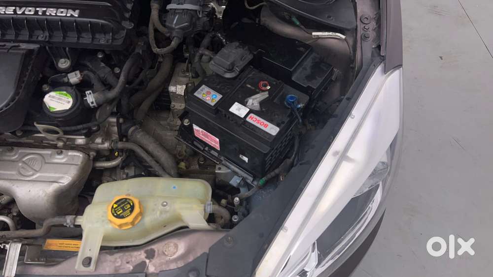 Tata Tiago Xza, 2017, Petrol