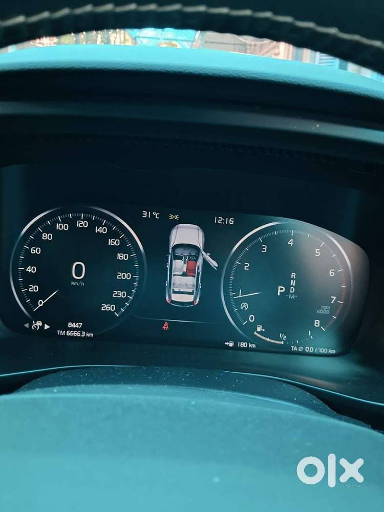 Volvo Xc40 2021 Petrol Very Low Km Driven