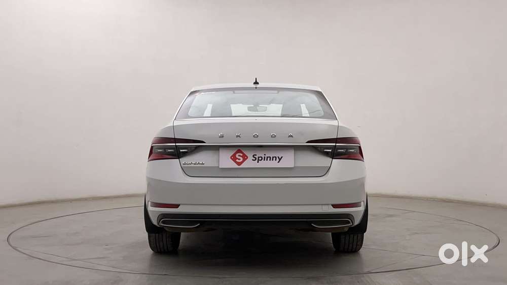 Skoda Superb 2.0 L&k Tsi At, 2021, Petrol