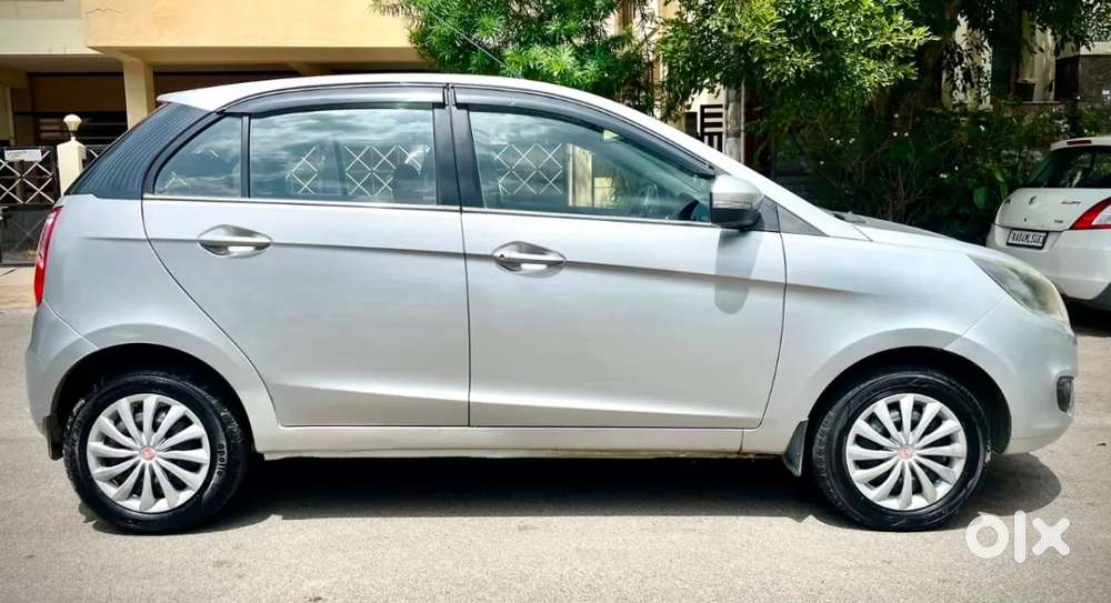 Tata Bolt Revotron Xms, 2015, Petrol