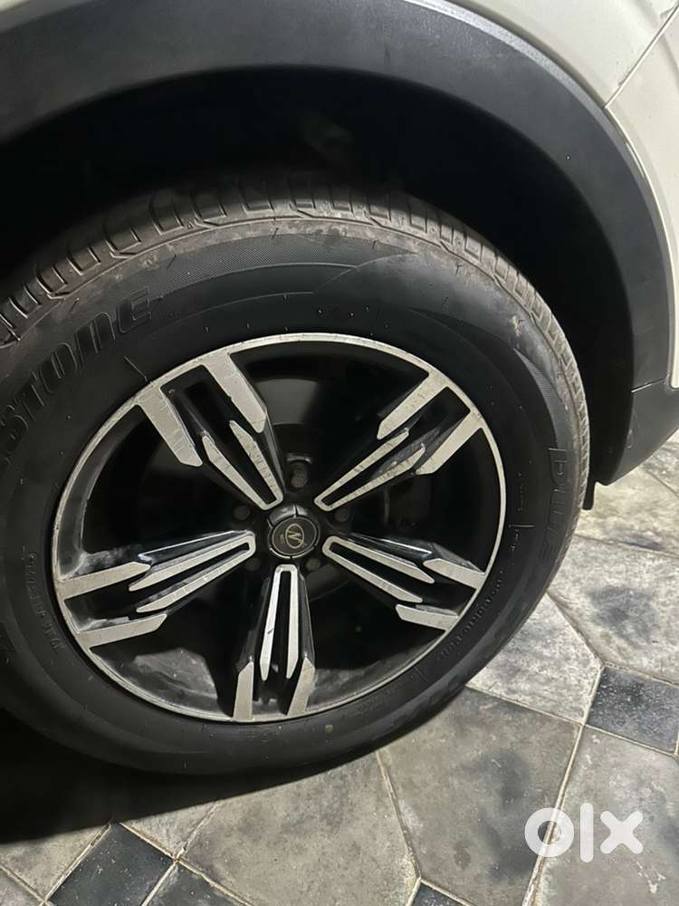 Mahindra Xuv300