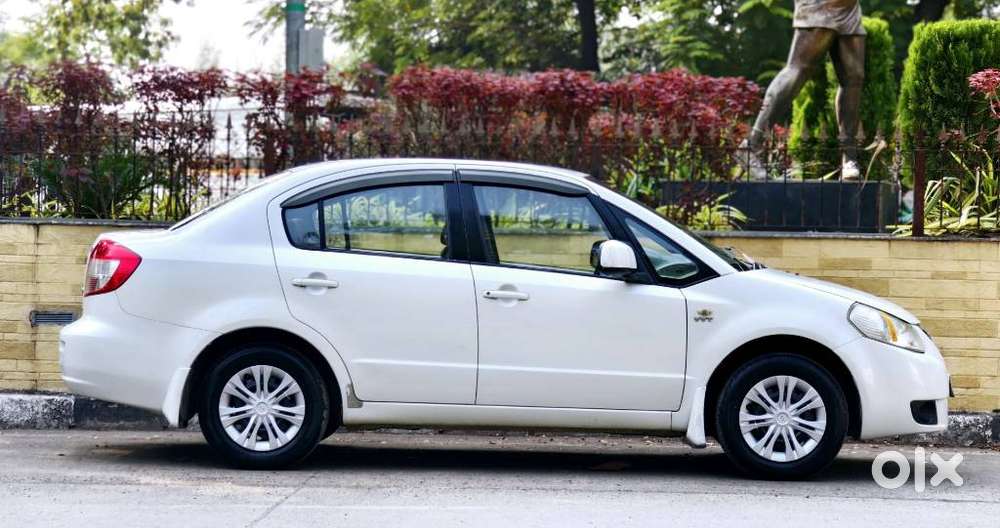 Maruti Suzuki Sx4 Vxi Bsiv, 2012, Petrol