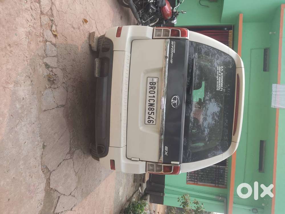 Tata Safari Storme 2017 Diesel 82000 Km Driven