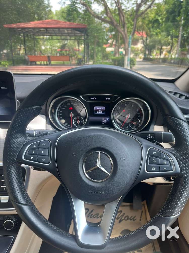 Mercedes-benz Gla 200 Sport Petrol  24000 Kms Driven