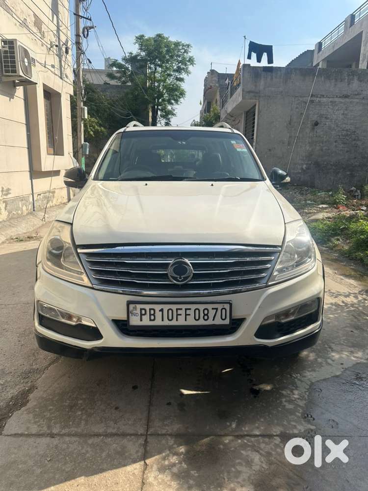 Mahindra Rexton Diesel 2013