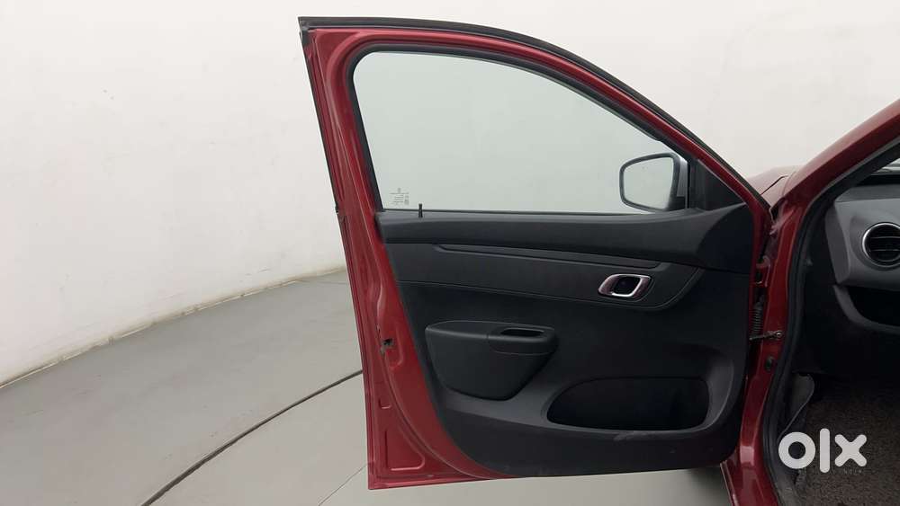 Renault Kwid 2019-ongoing 1.0 Rxt Amt (o), 2019, Petrol