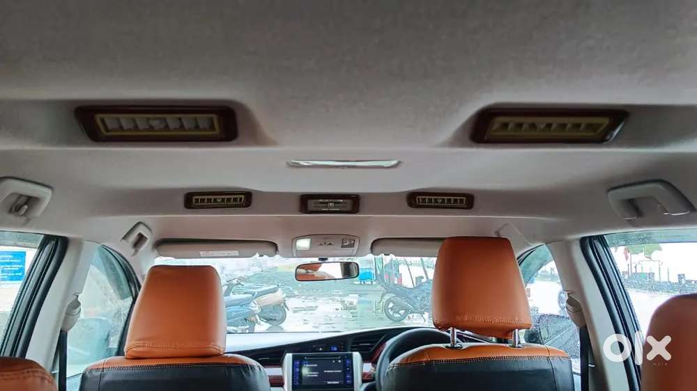 Toyota Innova Crysta 2017 Company Service