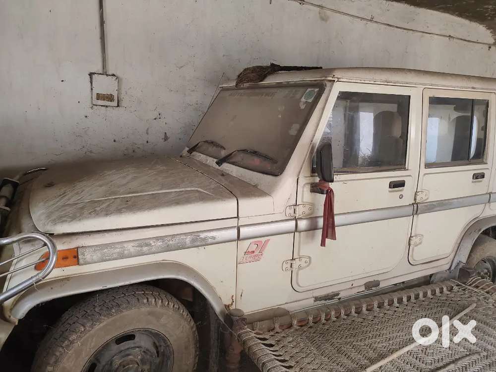 Bolero Slx 2wd 7-seater